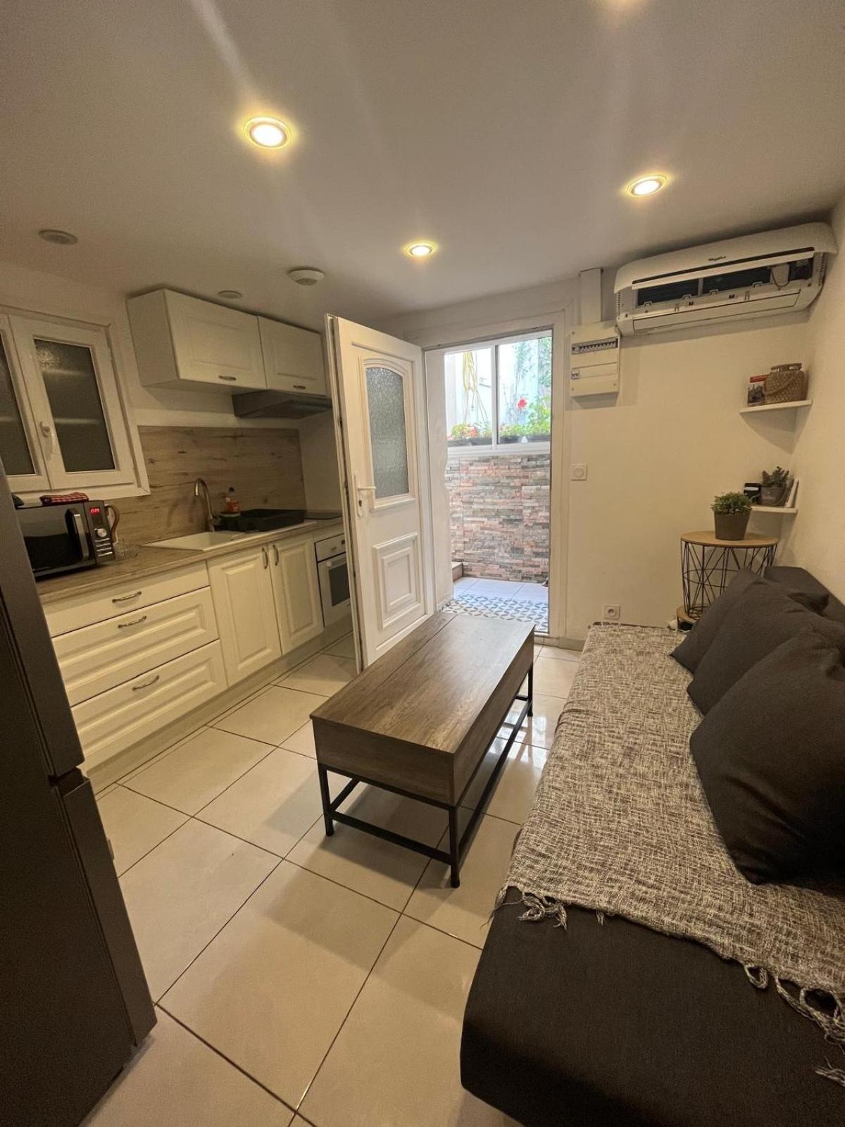 Jolie Appartement Nice Proche Mer Et Aeroport Une Chambre Plus Salon Avec Cuisine Ngoại thất bức ảnh